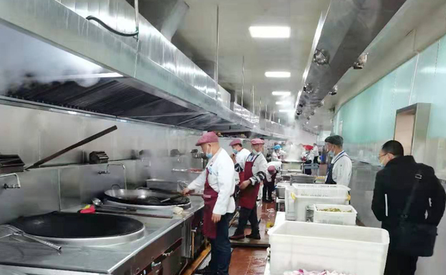 學校香蕉成人网站下载設備
